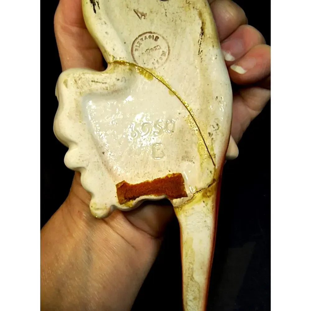 1482.  Vintage Czech Wall Pocket Vase Parrot Red Dime Mark